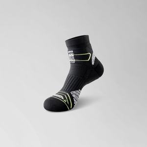 Chaussettes de sport professionnelles pour hommes avec logo personnalisé, semelle respirante et amortissante pour la course à pied, le marathon, le cyclisme, le basketball, l'entraînement et la gym - Product Image 4