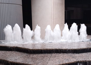 Petite <span class=keywords><strong>fontaine</strong></span> de tour de glace DN50 Jet réglable de <span class=keywords><strong>fontaine</strong></span> <span class=keywords><strong>d</strong></span>'<span class=keywords><strong>eau</strong></span> de buse de cèdre de givre pour la <span class=keywords><strong>d</strong></span>écoration extérieure de jardin - Product Image 5