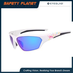 Gafas de moda de estilo casual, gafas deportivas polarizadas con protección UVA para condiciones extremas - Product Image 2