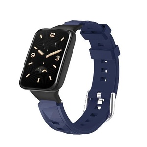 Correa de Reloj de Goma de Nuevo Estilo para Xiaomi <span class=keywords><strong>Mi</strong></span> Band 7 Pro, Correa de Silicona con Patrón de Diamantes de Cristal y Hebilla de Metal, Brazalete Deportivo - Product Image 1