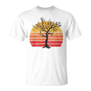 T-shirt graphique rétro soleil et arbre sans feuilles, style minimaliste - Product Image 1