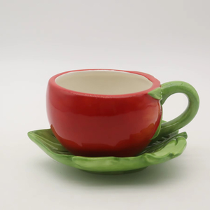 Ensemble tasse et soucoupe en céramique créative en forme de tomate, tasse à thé rouge <span class=keywords><strong>avec</strong></span> assiette à feuilles vertes, service à thé unique pour l'après-midi, 8 oz - Product Image 1