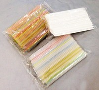 Ligne de production de machines d'emballage horizontales automatiques pour sachets oreiller de pailles, pour pailles à boire jetables en PP, PLA et papier, format familial