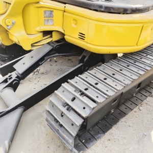 Pelle hydraulique d'occasion sur chenilles Komatsu PC35 Mini 3.5 tonnes PC60 PC200 en bon état à vendre - Product Image 6