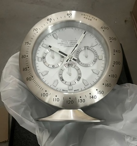 <span class=keywords><strong>Horloge</strong></span> de bureau silencieuse en métal à quartz, design contemporain de luxe, avec affichage à aiguilles, pour la maison, le bureau et la décoration de retraite - Product Image 4
