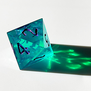 Dé à bords tranchants Warhammer Deborah Ann Woll d & d simulateur de table d & d Witchlight carnaval chandlekeep mystère - Product Image 6