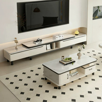 Meuble TV extensible avec panneau de tiroir à rainures ondulées, console multimédia à compartiment central ouvert, support TV rétractable