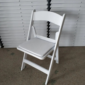 Silla plegable <span class=keywords><strong>de</strong></span> resina <span class=keywords><strong>de</strong></span> Wimbledon blanca moderna, cómoda y portátil para jardín al aire libre, sala <span class=keywords><strong>de</strong></span> estar, escuela, comedor, parque, uso en la cocina - Product Image 3