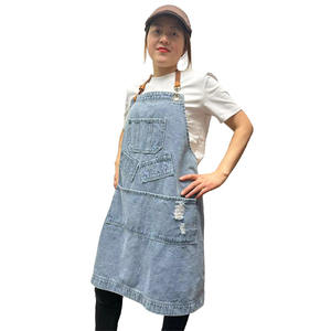 Tablier de cuisine sans manches en jean imprimé, réutilisable et tendance, idéal pour la maison, le bricolage, les salons de thé, les hôtels, les serveurs et les cuisiniers. - Product Image 1