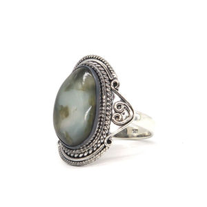 Bague pour femme en opale naturelle, pierre de naissance de juin, faite à la main en argent sterling 925, bijou vintage de marque indienne, sertie clos - Product Image 1