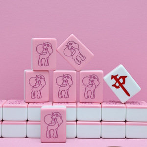 Tuiles de mahjong rose My Little Pony, adaptées à un usage domestique, grandes dimensions. Fabricant de tuiles de mahjong sur mesure. - Product Image 4