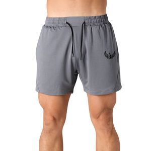 Shorts de sport gris pour homme en mesh respirant, légers, avec poches, pour la course et l'entraînement - Product Image 1