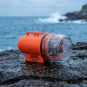 Nouvelle bouée de pêche AIS RS-107M 5W, étanche IPX7, affichage du voltage de la batterie en temps réel, compatible avec les récepteurs AIS embarqués - Product Image 1