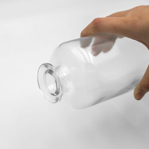 Bouteilles de verre transparentes personnalisées les <span class=keywords><strong>moins</strong></span> chères pour spiritueux, liqueurs, <span class=keywords><strong>vodka</strong></span>, whisky, vin clair avec logo pour <span class=keywords><strong>la</strong></span> <span class=keywords><strong>vodka</strong></span> - Product Image 2