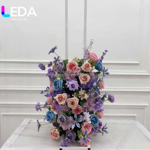 Composition florale LEDA rose et violette, fleurs double face pour arche de mariage, toile de fond pour allée et décoration de porte - Product Image 2