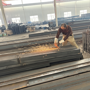 Maison de campagne préfabriquée extérieure de stockage de hangar de structure en acier de vente chaude d'origine chinoise - Product Image 1