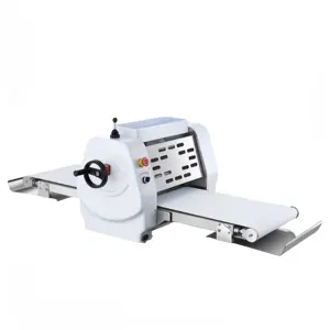 Nuovo design e buon uso domestico pasta sheeter cutter formato macchina pasticceria cottura da studio portatile tipo croissant reversibile