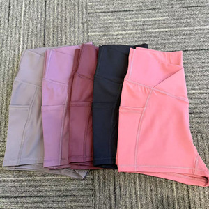<span class=keywords><strong>Shorts</strong></span> de yoga et de sport taille haute en spandex avec logo personnalisé, coupe en V croisée et poches respirantes pour le volleyball - Product Image 6