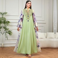 Abaya élégante à imprimé floral perlée à la main, manches évasées, col en V, kaftan musulman modeste, robe longue jusqu'aux chevilles pour le Ramadan et l'Aïd