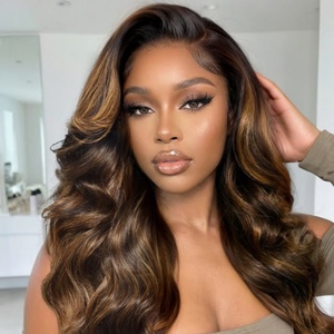 <span class=keywords><strong>Parrucche</strong></span> Lunghe <span class=keywords><strong>e</strong></span> Ondulate in Capelli Remy 13*6 Senza Colla con Pizzo HD <span class=keywords><strong>e</strong></span> <span class=keywords><strong>Colore</strong></span> Highlight per <span class=keywords><strong>Donne</strong></span> <span class=keywords><strong>di</strong></span> <span class=keywords><strong>Colore</strong></span>, Prodotte in Vietnam - Product Image 4