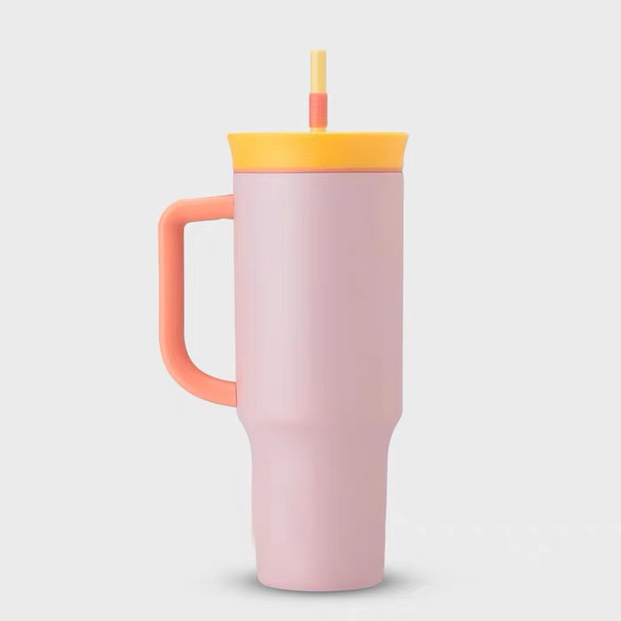 สีชมพูอ่อน