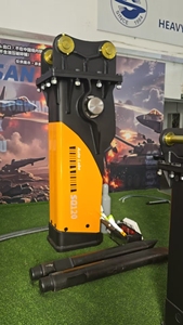 Soosan SQ120 Hydraulic Breaker MAIN BODY PRODUCT DIRECT FACTORY SUPPLY ONE YEAR WARRANTY STANDARD FEATURES INCLUSIVE - Product Image 2