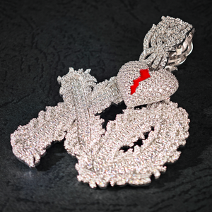 Новый дизайн: ювелирные изделия в стиле хип-хоп, подвеска в форме сердца с буквами XO из серебра 925 пробы с красной эмалью и муассанитом VVS багетной огранки для кубинских цепей - Product Image 2