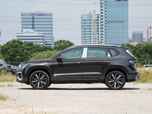 Excellent <span class=keywords><strong>prix</strong></span> pour <span class=keywords><strong>Volkswagen</strong></span> Tharu modèle 2025 300TSI 2WD édition Bright Moon avec toit ouvrant panoramique en stock, vente flash - Product Image 5
