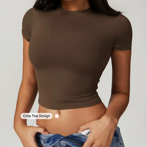 T-shirts décontractés respirants pour femmes, col rond, manches courtes, couleur unie, personnalisables en gros - Product Image 5