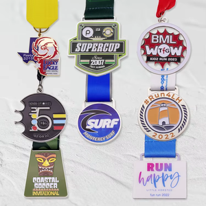 Médaille sportive en métal découpée sur mesure OEM d'usine, émail souple, impression typographique, placage argent et or, ruban de sublimation - Product Image 1