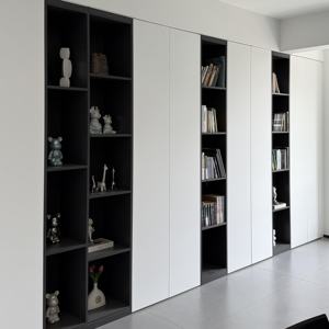 Librería de Madera de Gran Capacidad con Armarios, Estante de Almacenamiento de Múltiples Niveles para Sala de Estar, Muebles de Oficina, Exhibición y Almacenamiento - Product Image 1