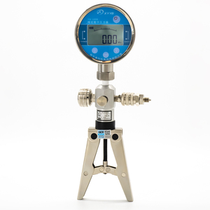Bomba Manual Portátil de 0~20 bar para Calibración de Manómetros Digitales Y039 - Product Image 4