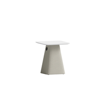 Ensemble de canapés modulaires flexibles comprenant une table basse rembourrée et un pouf pour bureau, hôtel, espace public ou salon