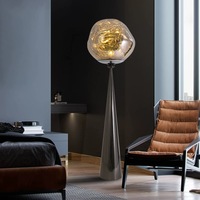 Lampe de sol en lave haut de gamme, style postmoderne, luxe léger, style décoratif pour salon, chambre, bureau, lumière d'ambiance créative
