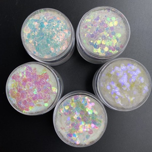 10 g/sac vente en gros en vrac artisanat gros paillettes blanc irisé mélangé paillettes pour verre de boule à <span class=keywords><strong>neige</strong></span> - Product Image 2