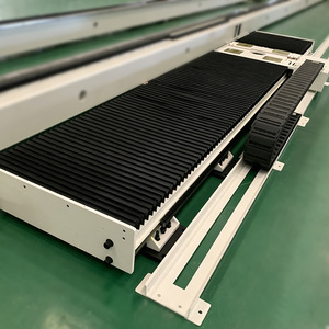 Rail linéaire robotisé entièrement fermé 7ème axe avec soufflet de protection anti-brouillard de peinture en acier, neuf pour cabine de peinture, linéaire, lisse et précis - Product Image 1