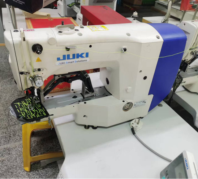 The latest version second hand original jukis LK-1900BN bartacking computer sewing machine with table complete set wholesaler