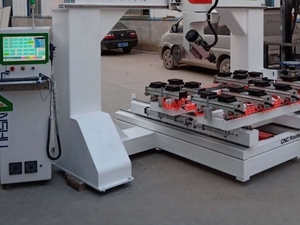 Routeur CNC professionnel 5 axes 8 outils avec ATC pour le traitement du <span class=keywords><strong>bois</strong></span> et de la mousse, découpe haute précision - Product Image 4