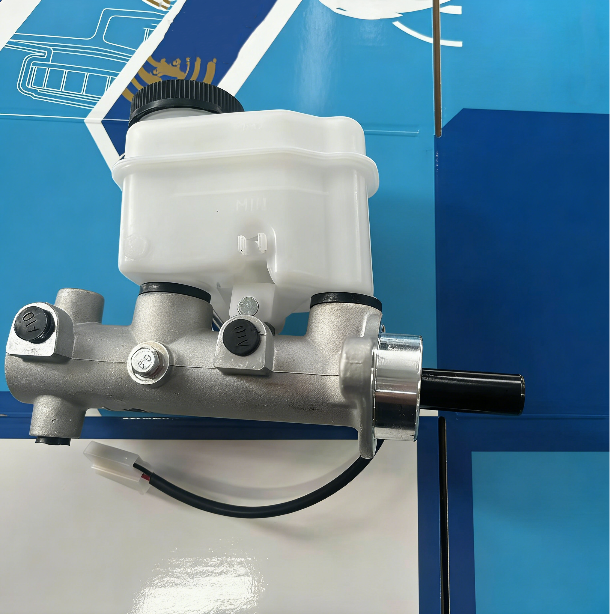 High Quality New Auto Parts Factory Price Brake Master Cylinder for Mazda Bt-50 Ua7p-43-400 UA7P-43-400