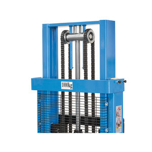 Elevador de paletas Fervi 0143/25 con freno y pedal de elevación 0,8-1 tonelada - Product Image 2