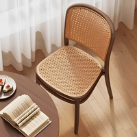 Chaise en rotin synthétique durable résistante aux intempéries pour événements, mariages et banquets (vente en gros)