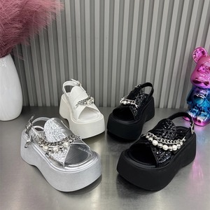 <span class=keywords><strong>Sandali</strong></span> con zeppa con Logo personalizzato Dropshipping da donna con catena in metallo nuovi <span class=keywords><strong>sandali</strong></span> <span class=keywords><strong>estivi</strong></span> - Product Image 6