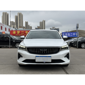 Hubei Yitong Geely Emgrand L Hi.p <span class=keywords><strong>Essence</strong></span> <span class=keywords><strong>Voiture</strong></span> d'<span class=keywords><strong>occasion</strong></span> intelligente pour adulte à prix abordable - Product Image 2