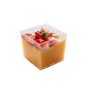 Grande Coppetta Monouso in Plastica PS Quadrata da 150mL, Parete Singola Trasparente con Rivestimento UV, Diametro 60mm, Nove Scomparti per Mousse e Dessert, Ideale per Tè e Latte - Product Image 1