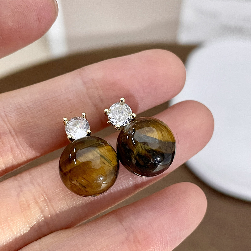 Boule de pierre d'oeil de tigre de zircon de H (aiguille argentée s925)