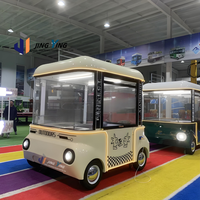 Food Truck Gourmet Mobile : Options de Menu Uniques, Cuisine Entièrement Équipée, Carburant Hybride, Thème Couleur Personnalisé pour la Restauration Extérieure