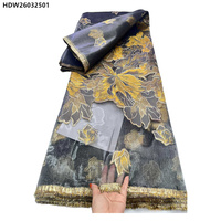 Nouveau tissu en brocart jacquard floral brodé de fleurs rétro à la mode italienne, tissu en dentelle de brocart de Guinée pour robe