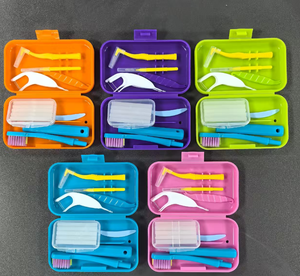 Kit de soins bucco-dentaires de voyage pour usage familial 6-1 personnes, avec brosse à dents, cure-dent, cire <span class=keywords><strong>dentaire</strong></span> et coupe-cire - Product Image 4