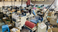 Produits de haute qualité directement du fabricant, tissu en dentelle à œillets respirant en daim pour robe de mariée