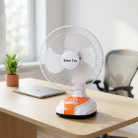 Ventilateur de table solaire à prix de gros avec veilleuse USB, 12 ou 16 pouces en option, pour la maison, le camping, l'extérieur, OEM/ODM acceptable